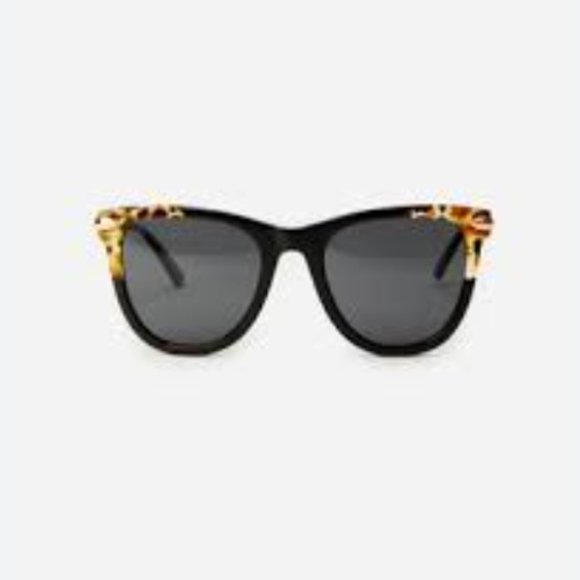 J. McLaughlin Braelynn Sunglasses main image 9